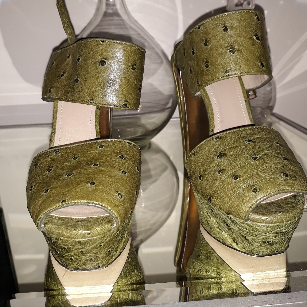 Ostrich barely worn Calvin Klein platform